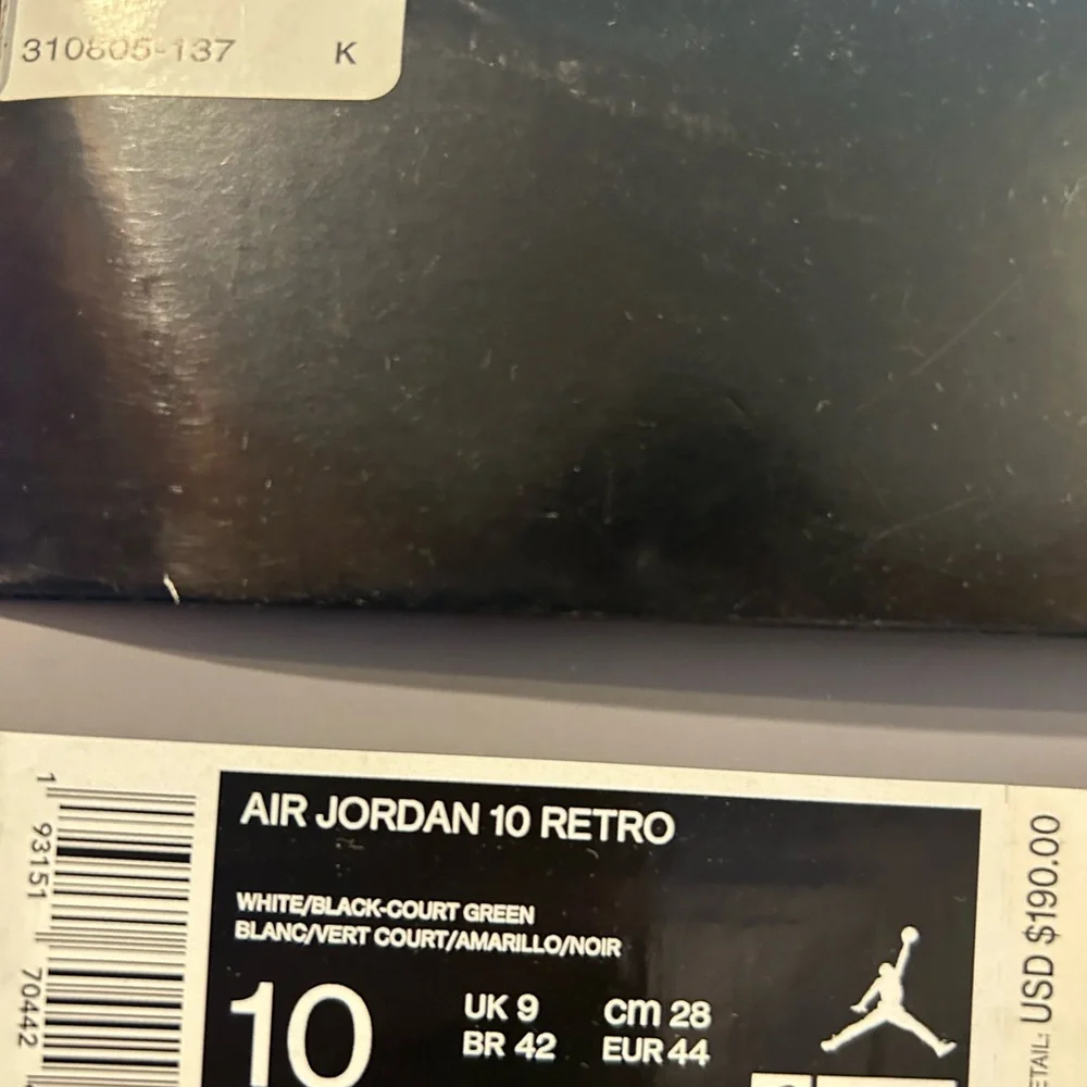 AUTHENTIC Jordan 10 Retro Seattle size 10 310805-137 2019 PRE-OWNED with OG BOX